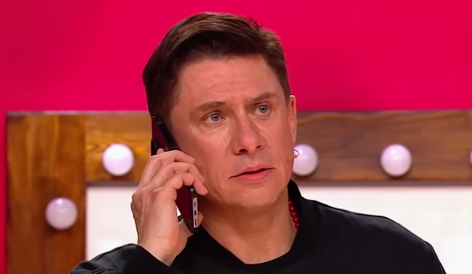 Май Абрикосов обрушился с критикой на Тимура Батрутдинова и проекты ТНТ