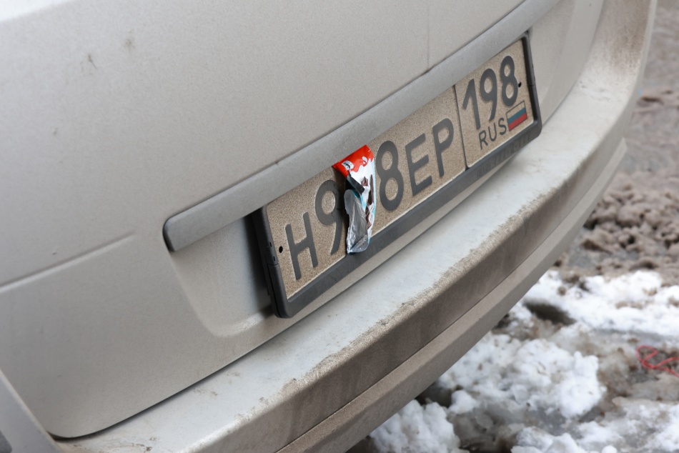 В Петербурге за неделю эвакуировали более тысячи машин из-за нарушений парковки