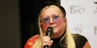 Татьяна Михалкова устроила семейные зимние приключения на даче с внуками