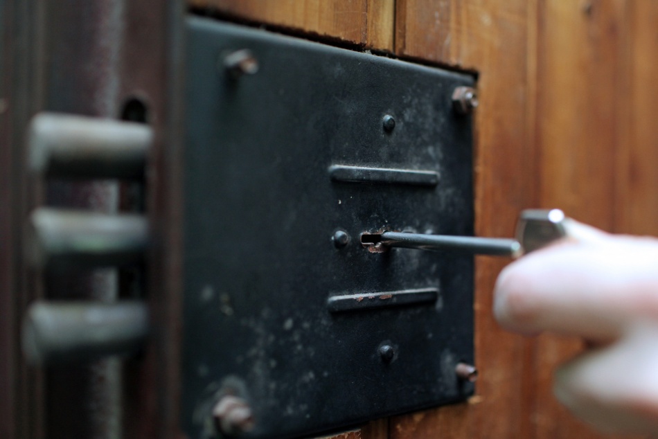 В Выборге задержан рецидивист при попытке взлома частного дома