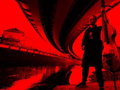 Фото Концерт Билли Новик поет песни Егора Летова