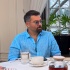 Юлия Ковальчук показала весенний образ с цветком и удивила поклонников