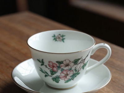 Фото Акция Бесплатный вход в музее Императорского фарфорового завода