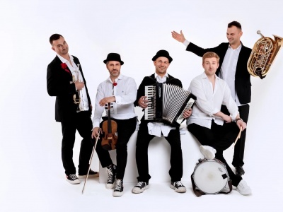 Фото Концерт группы Acid Hasid Византийский орнамент