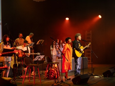 Фото Концерт Просто легче лёгкого. Песни из «Летающих зверей» и «Смешариков»