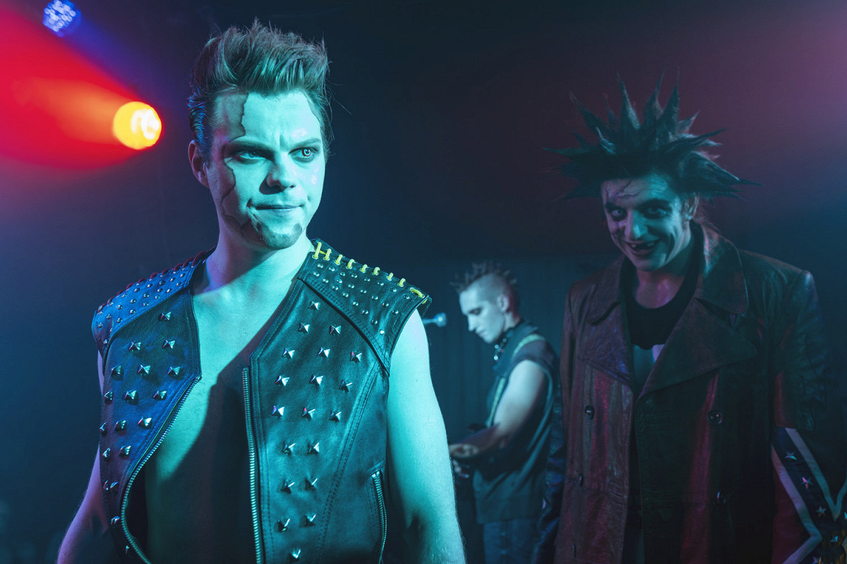 Кадр из сериала &laquo;Король и шут&raquo;