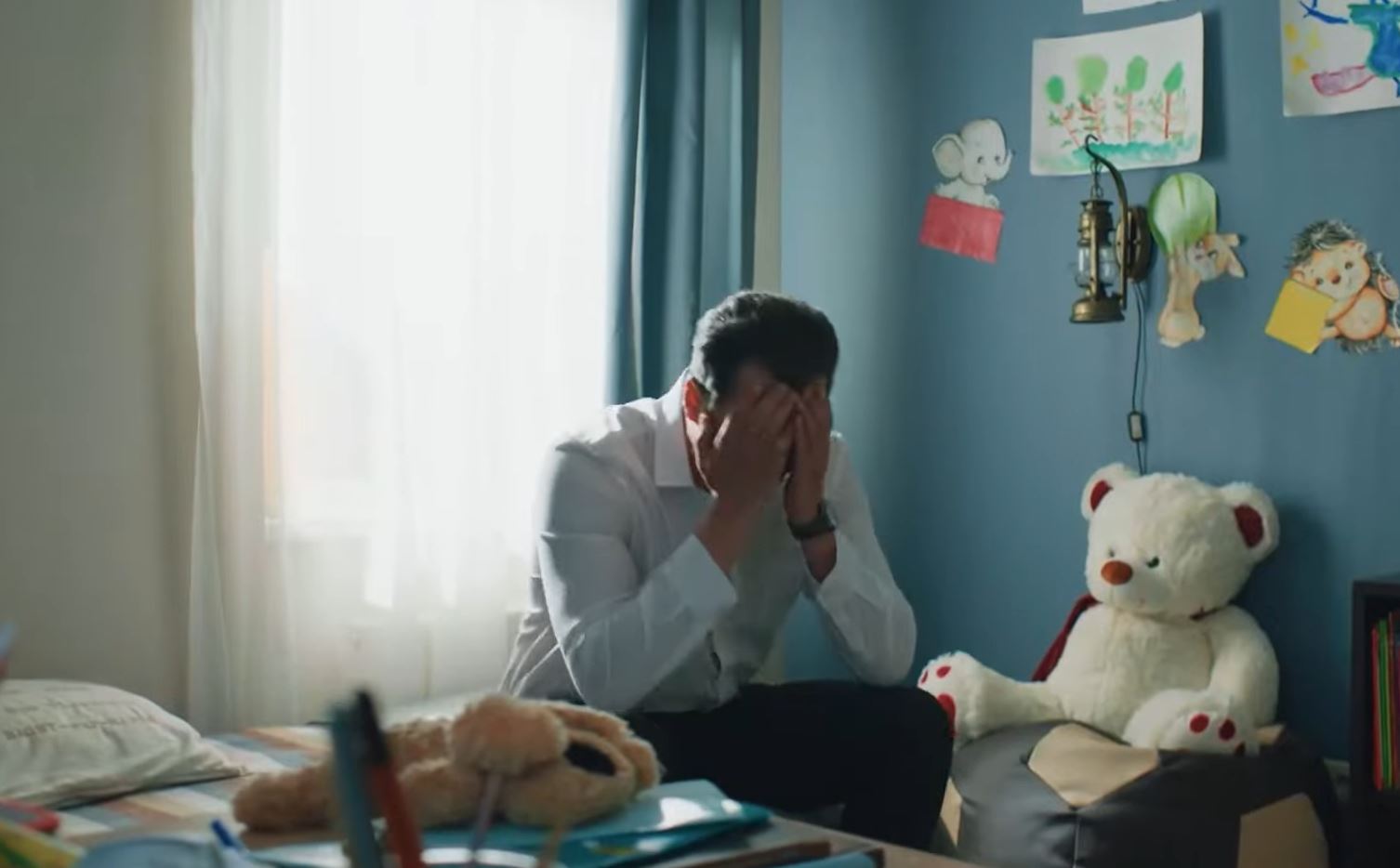 Кадр из сериала &laquo;Полюби меня снова&raquo;