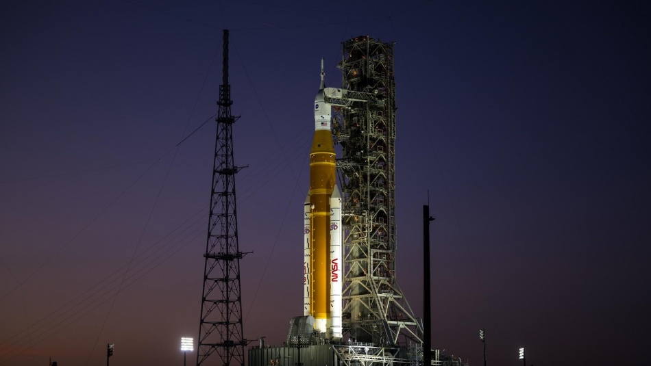 Старт миссии Artemis II к Луне перенесен из-за технических сложностей