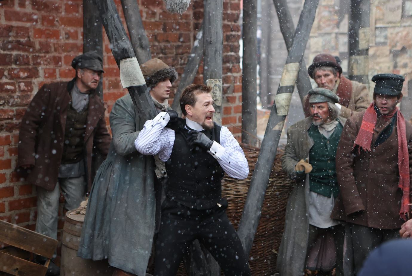 Кадр из сериала &laquo;Плевако&raquo;