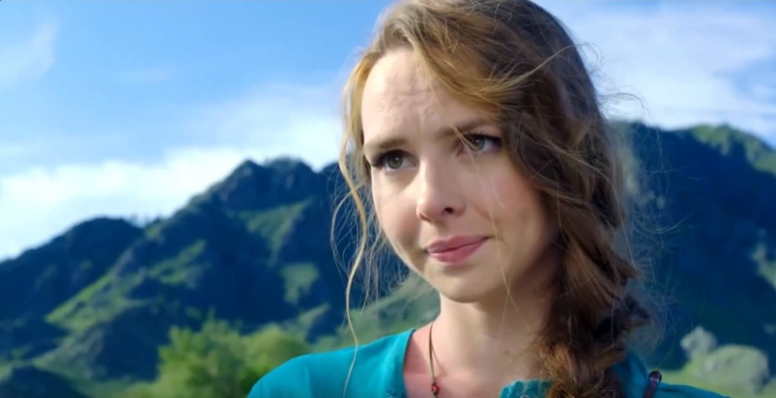 Кадр из сериала &laquo;Пока цветет папоротник&raquo;