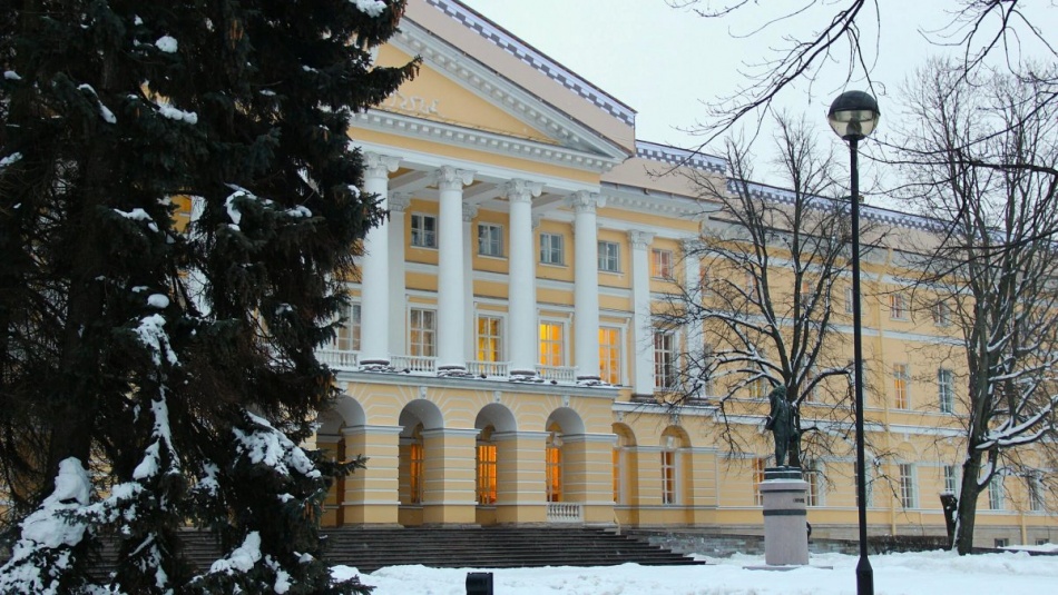 В Петербурге появится мемориальная доска в честь Михаила Панфилова на Чугунной улице