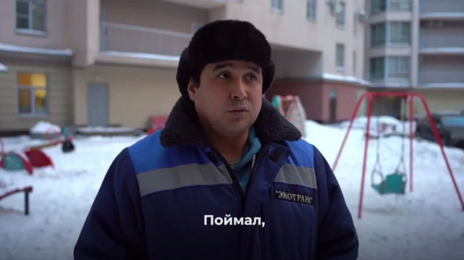 В Петербурге мальчик выжил после падения с высоты: дворник спас ребенка