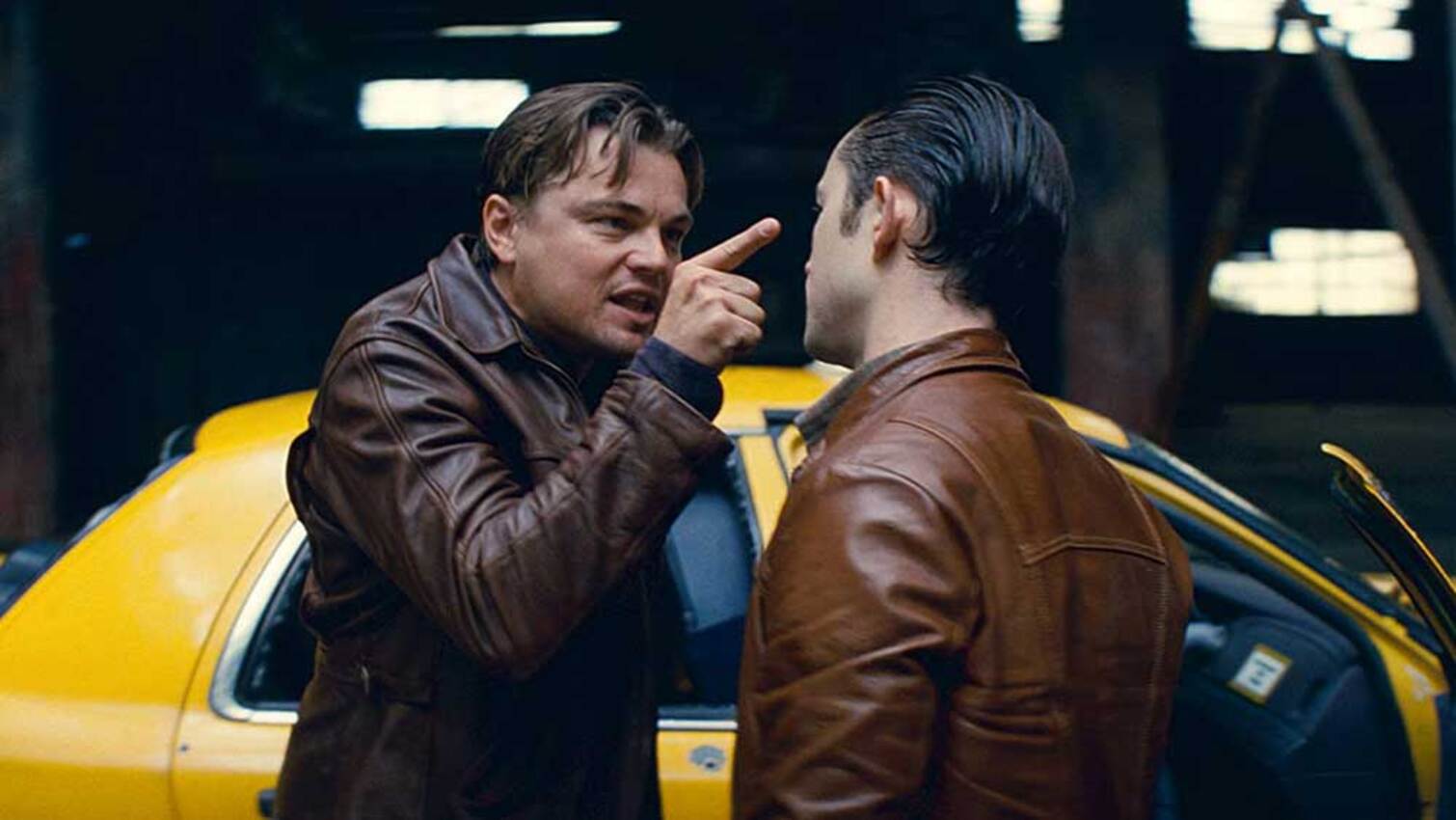 Кадр из фильма &laquo;Начало&raquo;