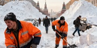 Снегопады в Москве и Петербурге: рекорды февраля и борьба с сугробами