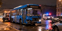 Водитель автобуса потерял сознание и устроил массовое ДТП в Петербурге