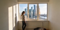 В Петербурге и Москве резко выросло число одиноких домохозяйств