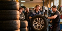 Цены на шиномонтаж в Петербурге выросли на треть за год