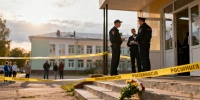 В Пермском крае ученик смертельно ранил учительницу у школы