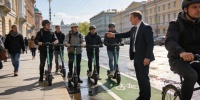 Вице-губернатор Петербурга выступил за запрет самокатов на тротуарах города