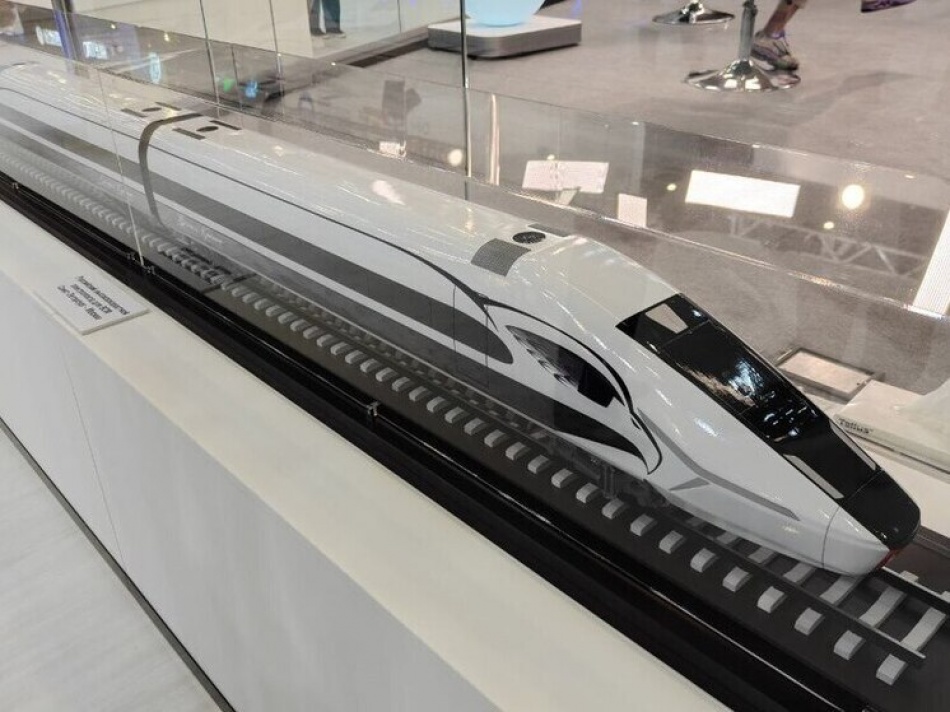 Более тысячи студентов примут участие в строительстве ВСМ Москва - Петербург