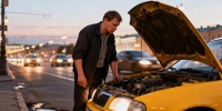 Таксисты Петербурга отдают четверть дохода на обслуживание авто