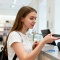 ВТБ внедрил оплату по Bluetooth для iPhone с картой «Мир»
