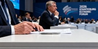 Лавров и Попович обсудили торговлю России и Сербии на ПМЭФ-2026