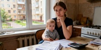 В Госдуме обсуждают выплату материнской зарплаты на уровне МРОТ