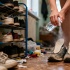 Домашний спрей для обуви: как избавиться от запаха на все лето