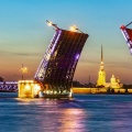 Музыкальные концерты на закате посреди Невы Музыкальные концерты на закате посреди Невы