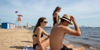 Где в Петербурге отдыхать у воды летом: лучшие пляжи и новые зоны