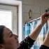 Как стирать шторку для ванной: главные ошибки и простые правила ухода