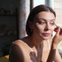 Летний макияж без перегрузки: 8 способов сохранить свежесть и матовость кожи
