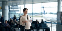 Авиаперелеты на поздних сроках беременности: что важно знать