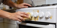 Как быстро очистить ручки плиты от жира и налета без разборки