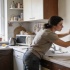Самоклеящиеся панели вытесняют плитку: россияне выбирают быстрый ремонт