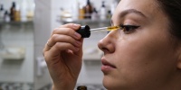 Как вернуть густые и длинные ресницы без салонных процедур и наращивания