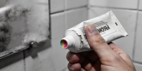 Зачем на тюбиках зубной пасты делают цветные полоски - объясняем без мифов
