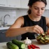 Как спасти невкусные или переросшие огурцы: корейский рецепт закуски