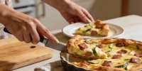 Кабачковый пирог с сыром и колбасой: быстрый рецепт для сытного завтрака