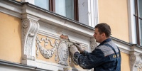 В Петербурге восстановили редкие элементы XIX века на фасаде дома