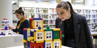 В библиотеке «Лиговская» стартует выставка Алёны Покровской
