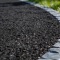 Садовая дорожка из резиновой крошки: как старые шины становятся трендом