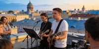 Группа «Мураками» выступит на крыше ROOF PLACE в Петербурге