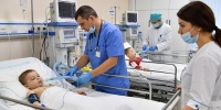 Врачи борются за жизнь шестилетнего мальчика с опухолью мозга в Новосибирске