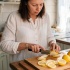 Пять неожиданных способов использовать замороженные лимоны в быту