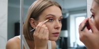 Экспресс-макияж для опущенных век: как за 3 минуты изменить взгляд