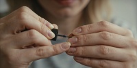Семь ошибок в маникюре, которые делают руки старше: как их избежать