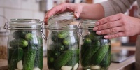 Пикантные огурцы на зиму: рецепт, который не задерживается на полках