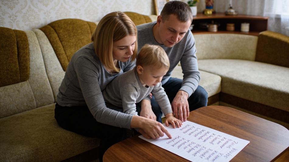 Редкие старинные имена снова в моде: родители выбирают необычное